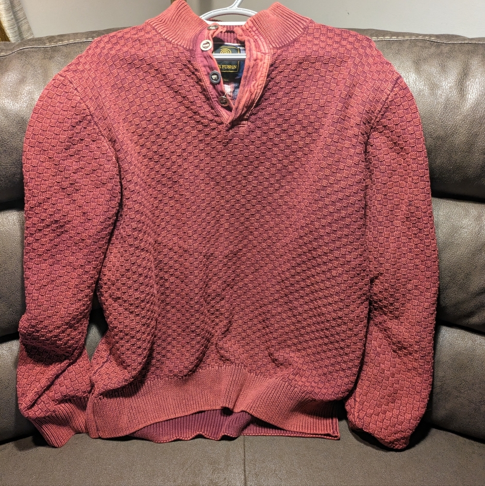 Men's Burgundy Sweater Size Large